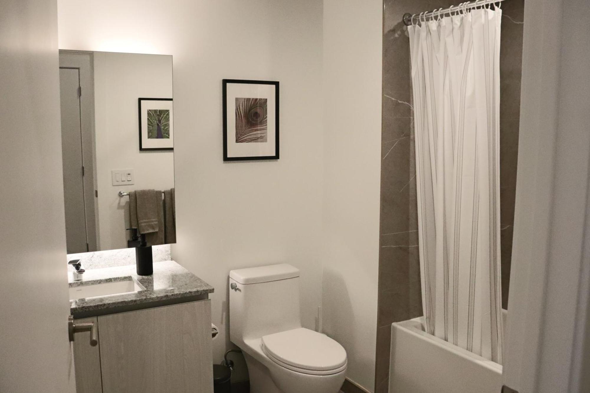 Calypso- Hollywood With Pool, Gym & Free Parking